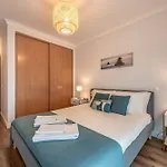 Seaescape Hideaway - Comfortable & Cozy Apartment