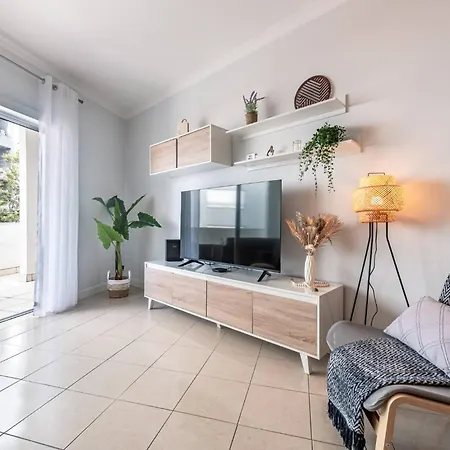 Seaescape Hideaway - Comfortable & Cozy