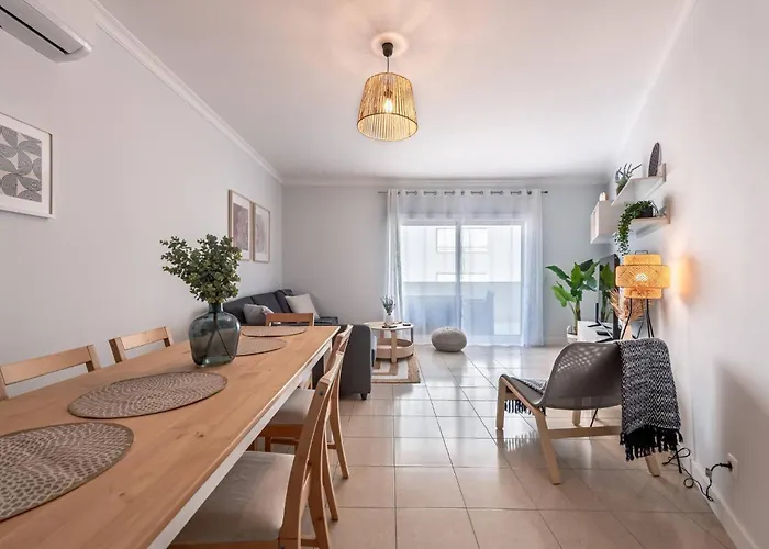 Apartment Seaescape Hideaway - Comfortable & Cozy Portimao